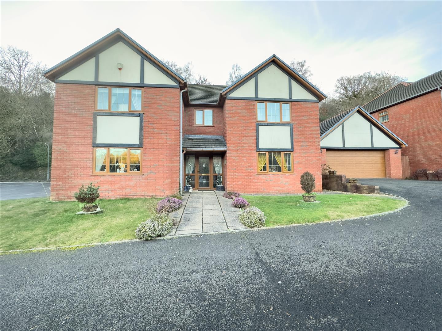 Snatchwood Court, Pontnewynydd, Pontypool One2One Estate Agents